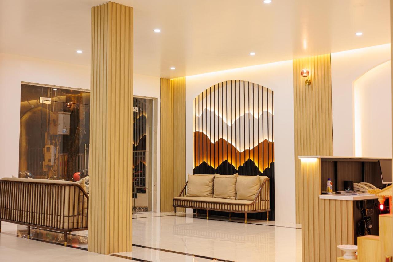 Happy Hotel Bac Lieu Екстер'єр фото
